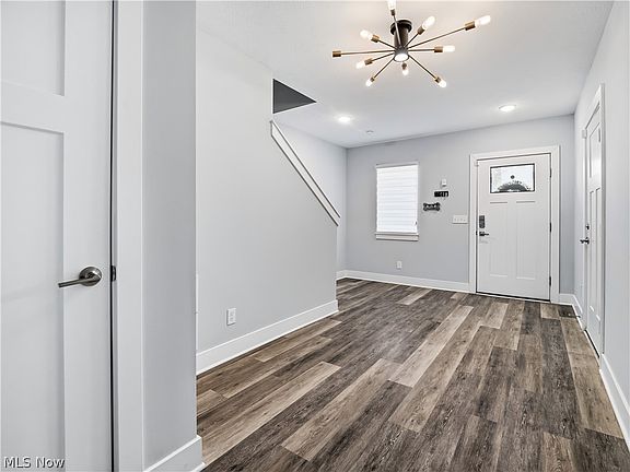 4th image of 4191 Lorain Ct
