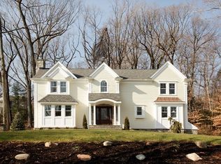 184 Beechwood Rd, Ridgewood, NJ 07450