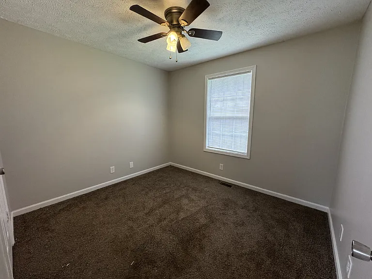 116 Grant Ave — Photo 12