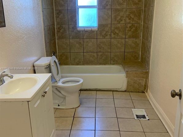 jacksonville-florida-154610790 picture