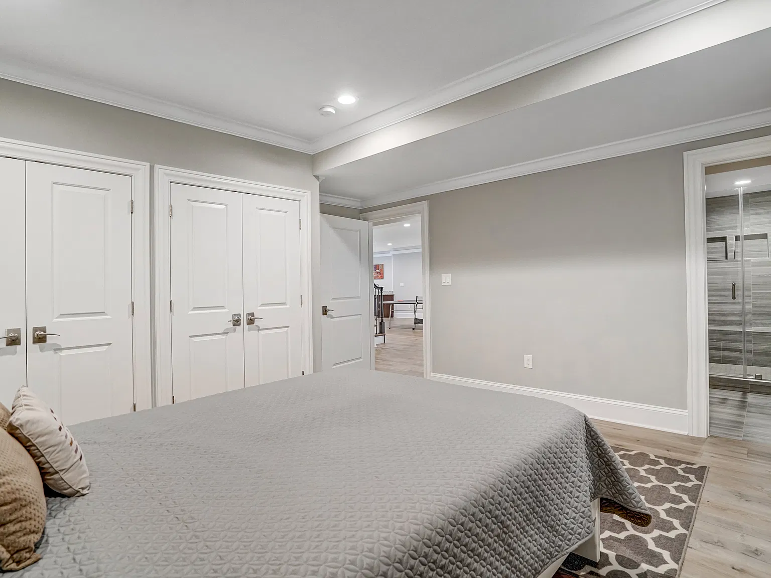 1712 Linwood Pl — Photo 3