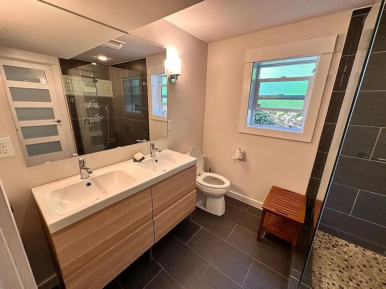 5301 SW Shore Pl — Photo 16