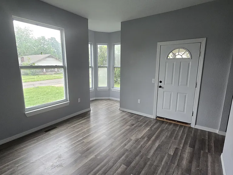209 N Walter St #209 — Photo 18