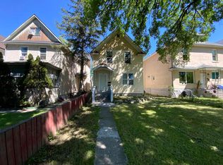 869 Bannatyne Ave #2, Winnipeg, MB R3E 0W6