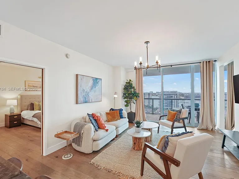 6799 Collins Ave #1506 — Photo 4