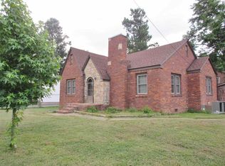 1001 Macedonia St, Mayfield, KY 42066