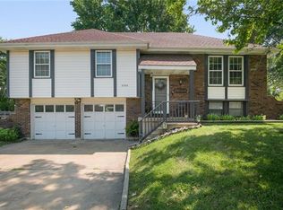 8308 Barry Ct, Belton, MO 64012