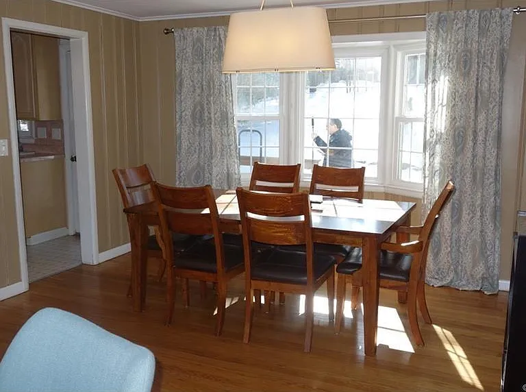 20 Murlyn Rd — Photo 3