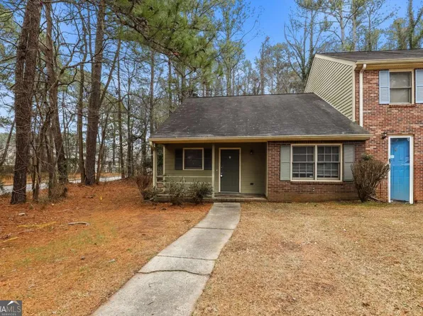 7074 Williamsburg Dr, Riverdale, GA 30274