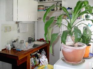 211 W Illinois St APT 2, Urbana, IL 61801