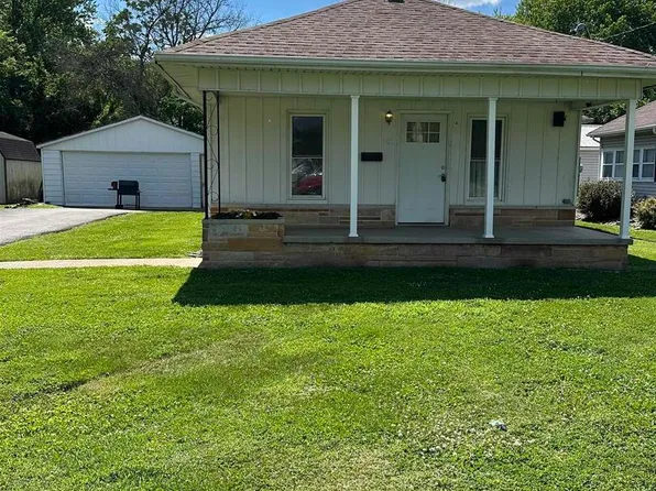 601 S Halliday Ave, Du Quoin, IL 62832