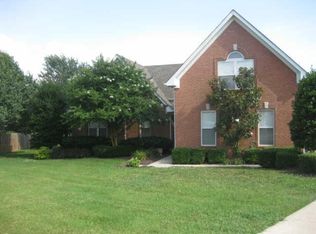 310 Trenton Ct, Murfreesboro, TN 37130