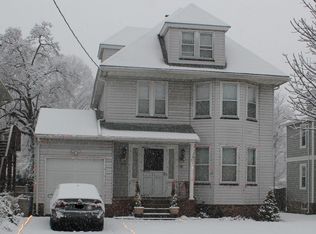 44 E Pierrepont Ave, Rutherford, NJ 07070