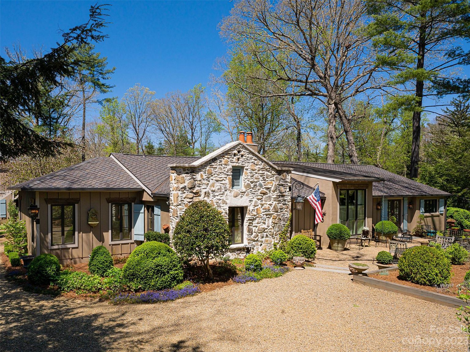 15 Hilltop Rd, Asheville, NC 28803 | Zillow
