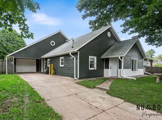 3135 Hoehn St NW, Grand Rapids, MI 49504