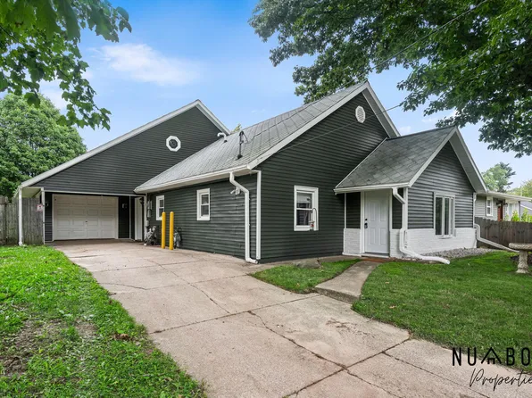 3135 Hoehn St NW, Grand Rapids, MI 49504