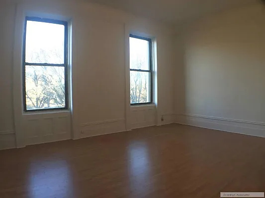 Rented by Sovereign Associates | media 46