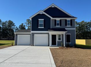 655 Walters Run Dr, Raeford, NC 28376