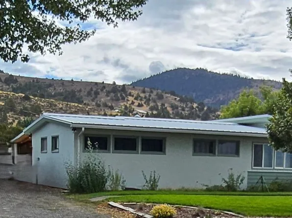 18317 Highway 395, Lakeview, OR 97630