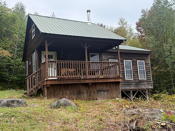 5th image of 121 Hampshire Hill Road