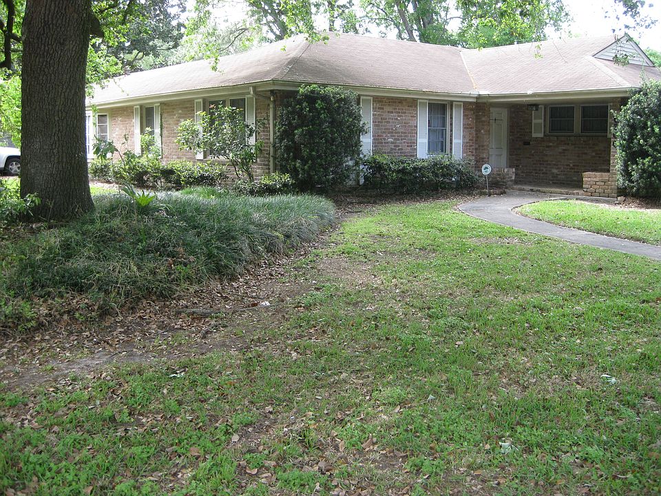 1st image of 6300 Carlson Dr