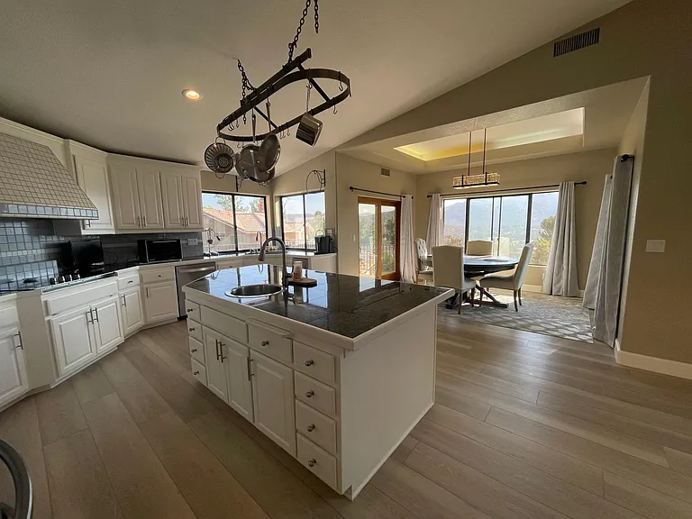 15290 Moonglow Dr — Photo 8