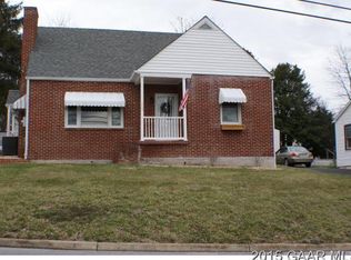 722 Cherry Hill Dr, Staunton, VA 24401