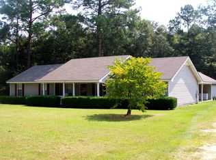 317 Pope Ln, Douglas, GA 31535