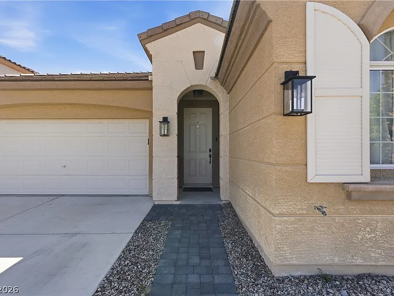 11063 Pegasus Dr — Photo 6
