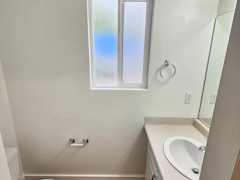 121 W 100 N — Photo 14