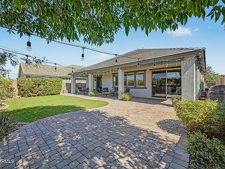 22503 E Calle De Flores — Photo 28