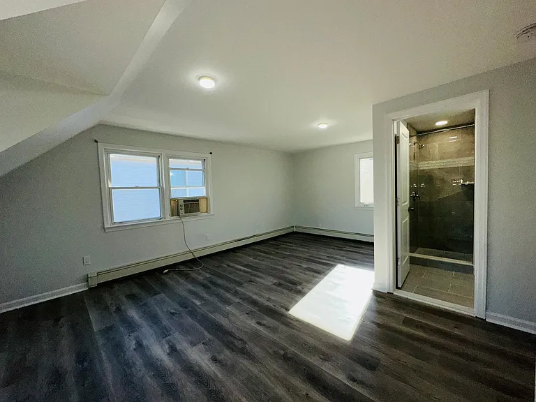 79 Hawkins Ave — Photo 20