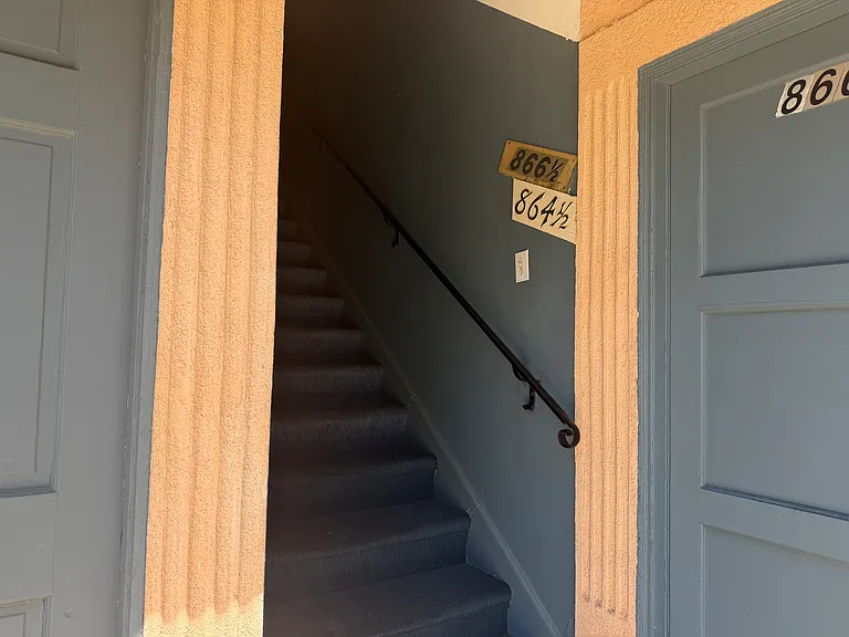 862 S Saint Andrews Pl — Photo 3
