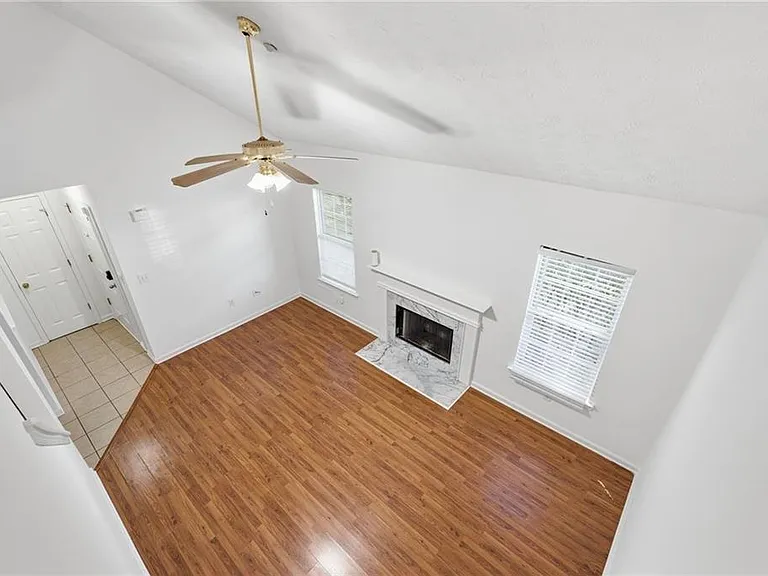 6427 Wellington Chase Ct — Photo 13