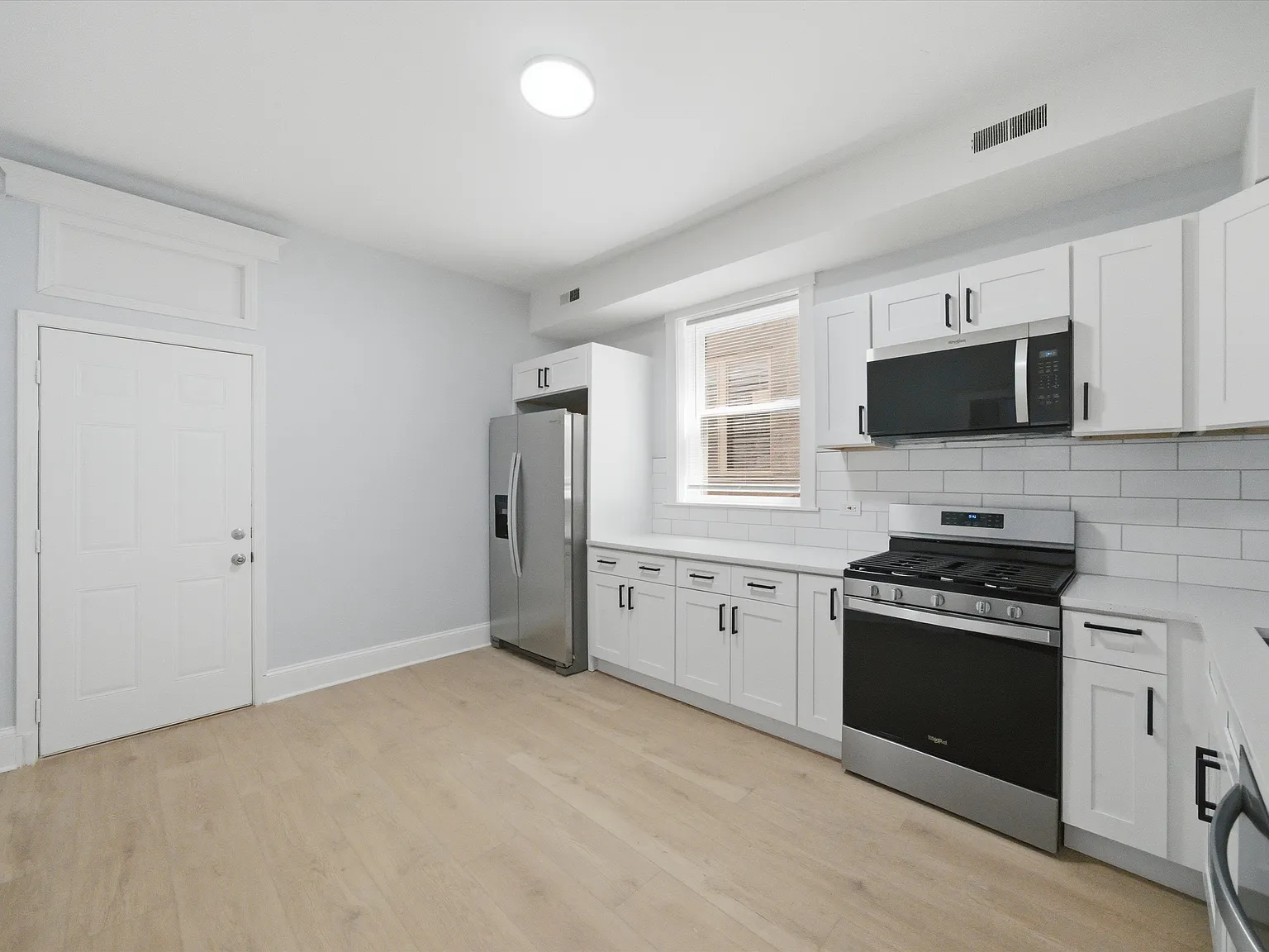 2 bed, $2,150 — Photo 3