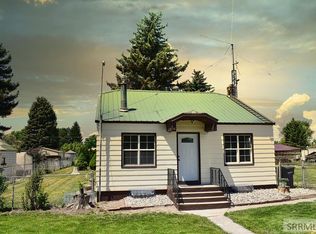 3210 S Ammon Rd, Ammon, ID 83406