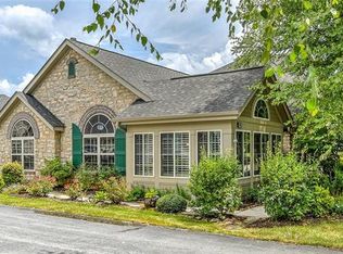 125 Outlook Cir, Swannanoa, NC 28778