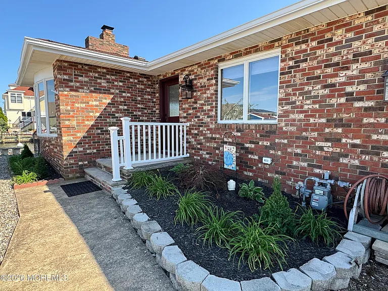 31 Navarra Dr — Photo 31