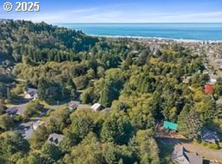 Ocean St NW, Tillamook, OR 97141