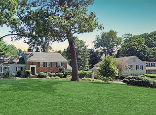 40 Bradwahl Dr, Morristown, NJ 07960