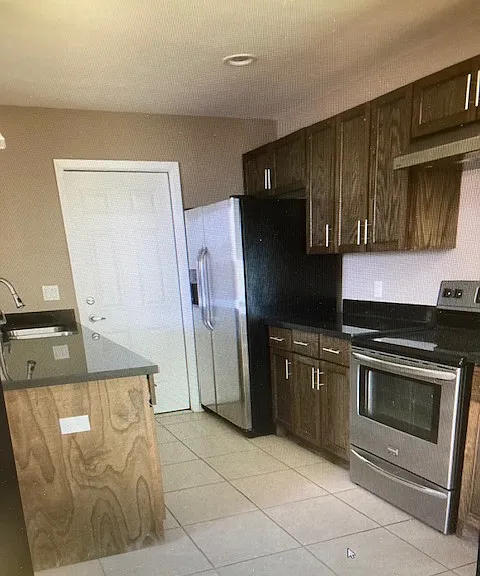 723 W Hill Dr #3 — Photo 1