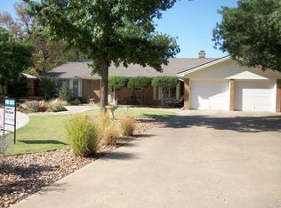 7712 Knoxville Dr, Lubbock, TX 79423
