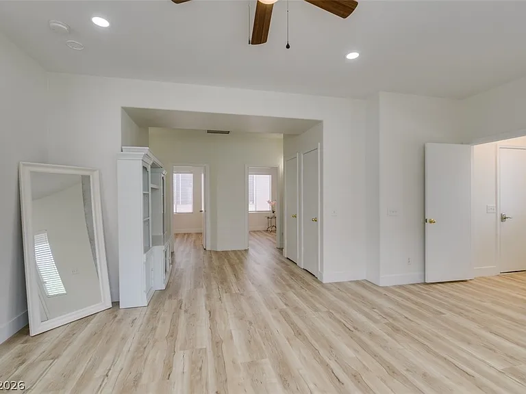 10959 Pumpkin Ridge Ave — Photo 3