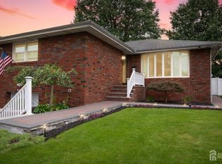 29 Cornell St, Avenel, NJ 07001