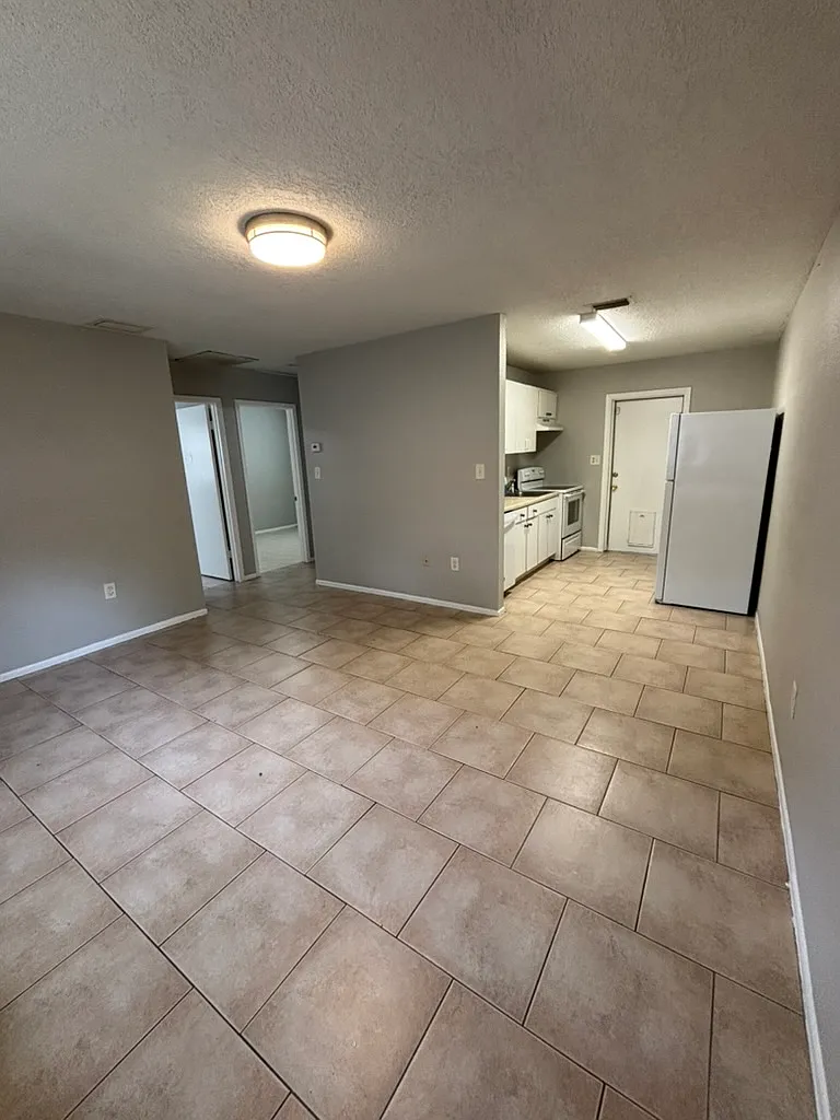 10117 N Aster Ave, Unit A, Tampa, Fl 336142 — Photo 3