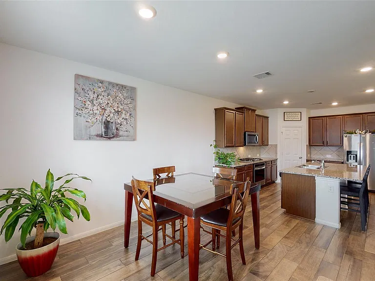 31415 Whitcombe Summit Way — Photo 12