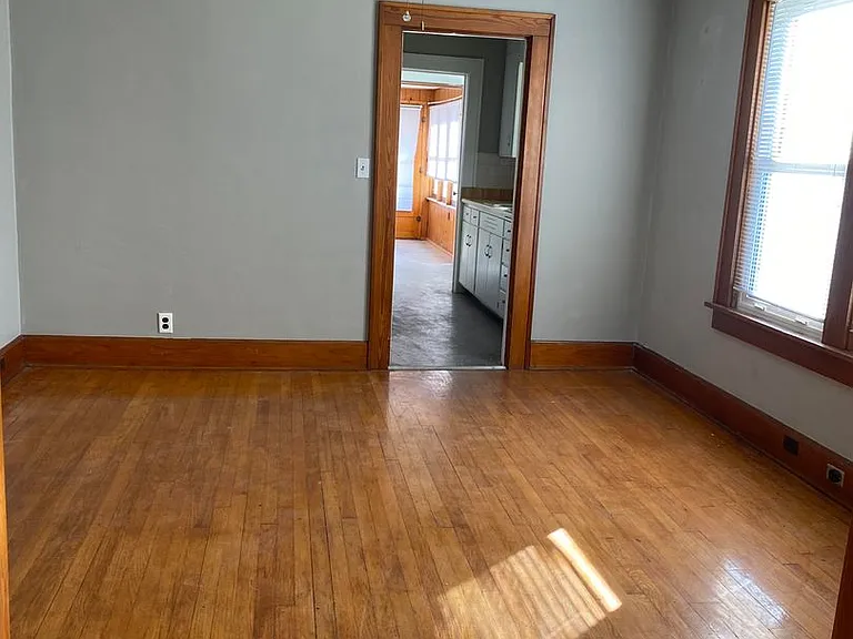 1704 Pacific St — Photo 5