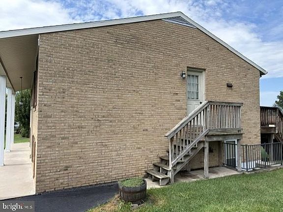 2nd image of 17818 Daisy Dr