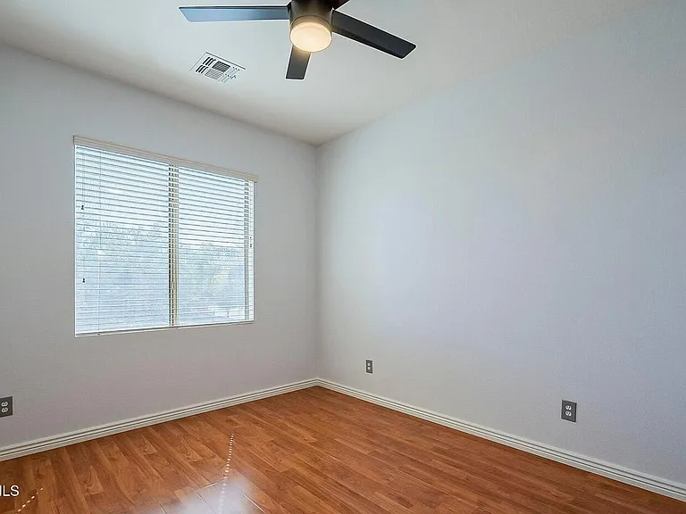 1863 E Flintlock Way — Photo 39