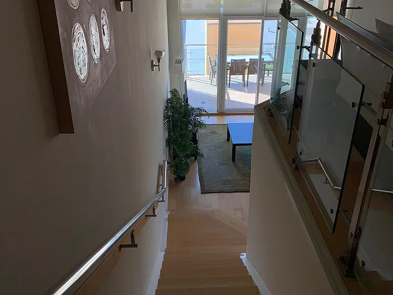 Suite 27 - Premium Split-Level Loft